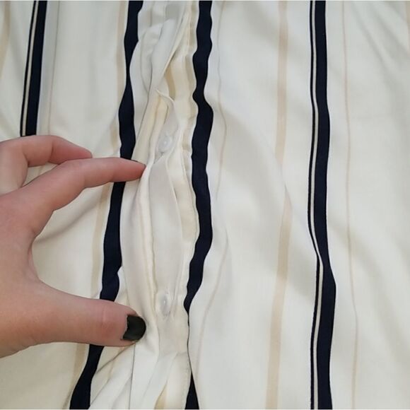 Striped Midi Dress   - Picture 4 of 9